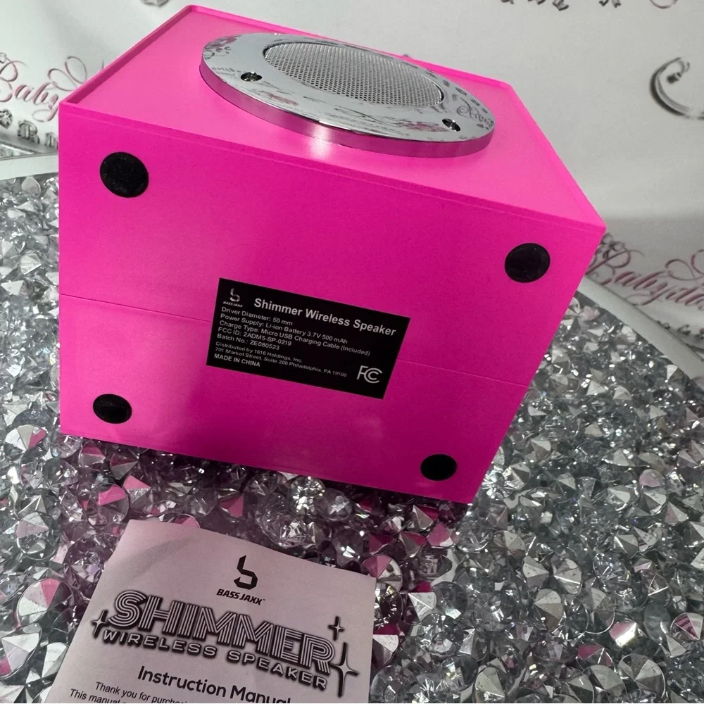 Wireless speaker disco 🪩 ball multi color rhinestone bling speaker pink loud - Picture 7 of 7